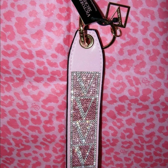 Victoria’s Secret Pink Rhinestone Bling Keychain Wristlet NWT - Picture 2 of 2